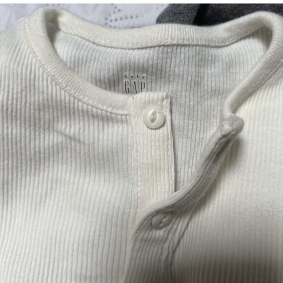 Gap Mix And Match 6 Piece Bundle Size 6-12m - Picture 9 of 10